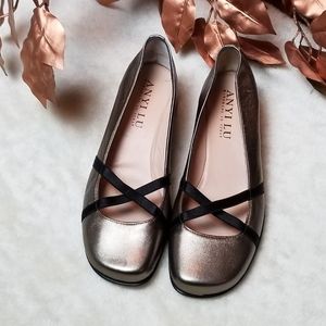NWOT Anyi Lu Flats